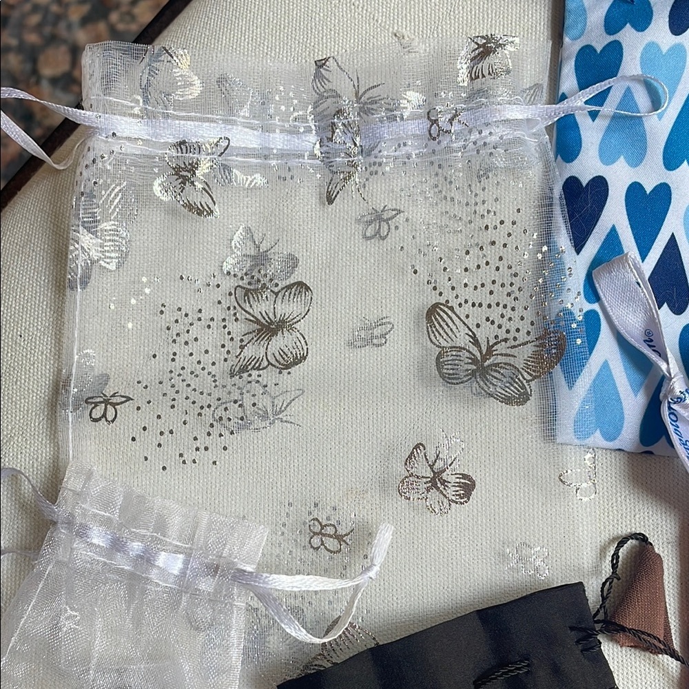 Brighton Jewelry Heart Patterned Accessory Bags Lot - Picture 5 of 5